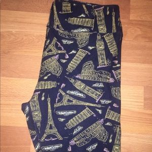 LuLaRoe monuments leggings